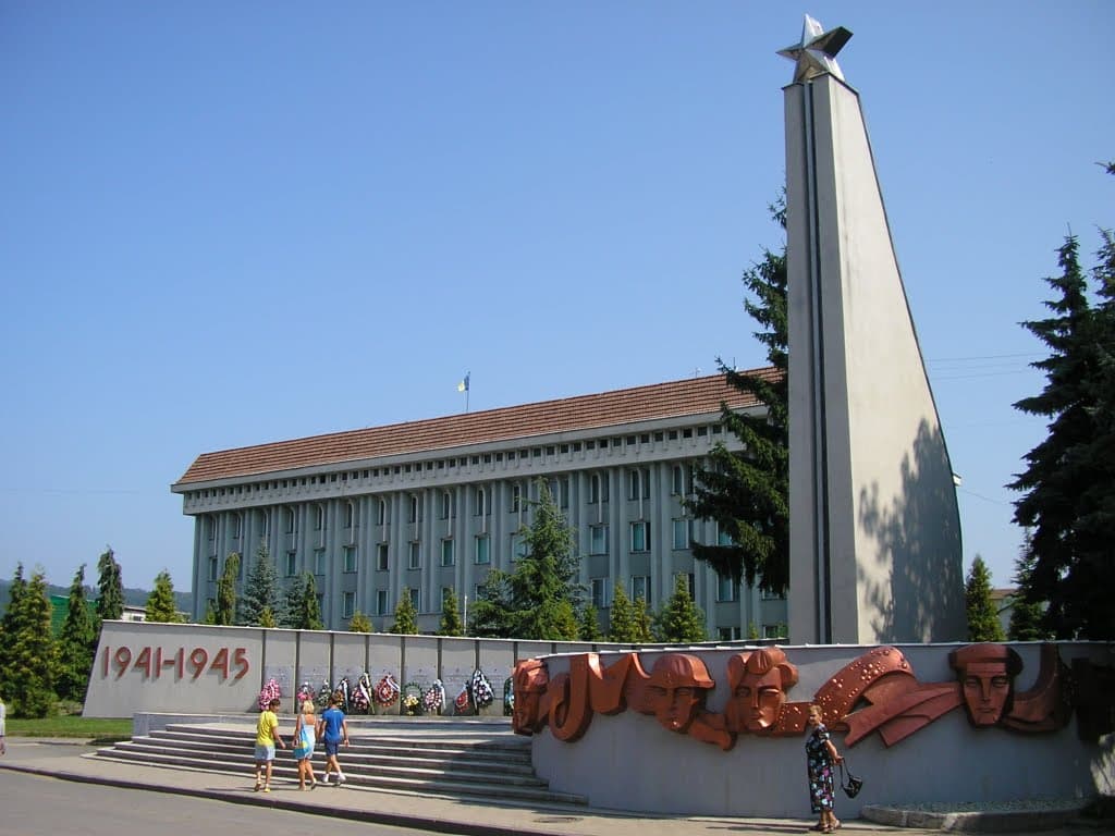 Хуст Закарпатская область